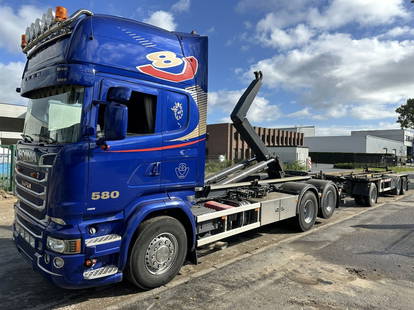 Scania R580 6x2  VDL 20-6200 HOOKLIFT - RETARDER + GS MEPPEL 3-AXLES - KING OF THE ROAD - BYCOOL - FULL LEATHER - TOP CONDITION