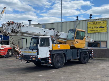 Liebherr LTM 1030 Crane 30 Ton 4x4x4 with Jib Good Condition