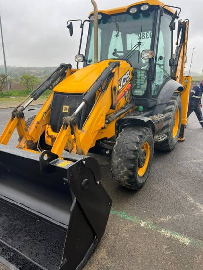 JCB 3CX  4x4