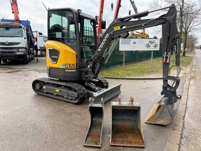Volvo ECR25 Electric ECR25 Electric DEMO MACHINE - ELECTRIC - 3 BUCKETS INCLUDED - 2.7T
