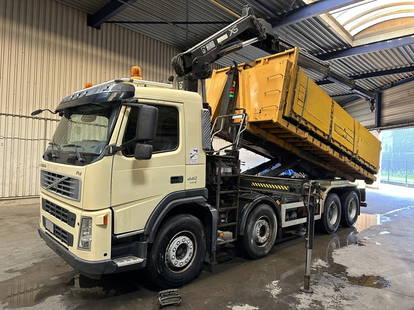 Volvo FM 440 8x4 HOOKLIFT + CRANE HIAB 166 E-3 HIDUO + RADIO + ROTATOR - MANUAL GEARBOX - BIG AXLES HUB REDUCTION - STEEL SPRING