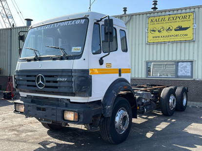 Mercedes-Benz SK 2527 Chassis 6x2 V6 Big Axle Good Condition