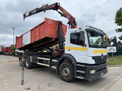 Mercedes-Benz Atego 2628 6X2 ROLL-OFF TIPPER + CRANE EFFER 165.11C/3S - LIFT AXLE - MANUAL GEARBOX