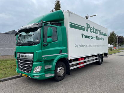 DAF CF 320 10-2018 only 381.000 km