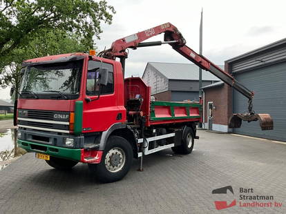 Ginaf M 2222 4x4 Euro 2 Handgeschakeld met 3 zijden kipper en HMF 1250 kraan