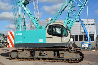 Kobelco CKE 700