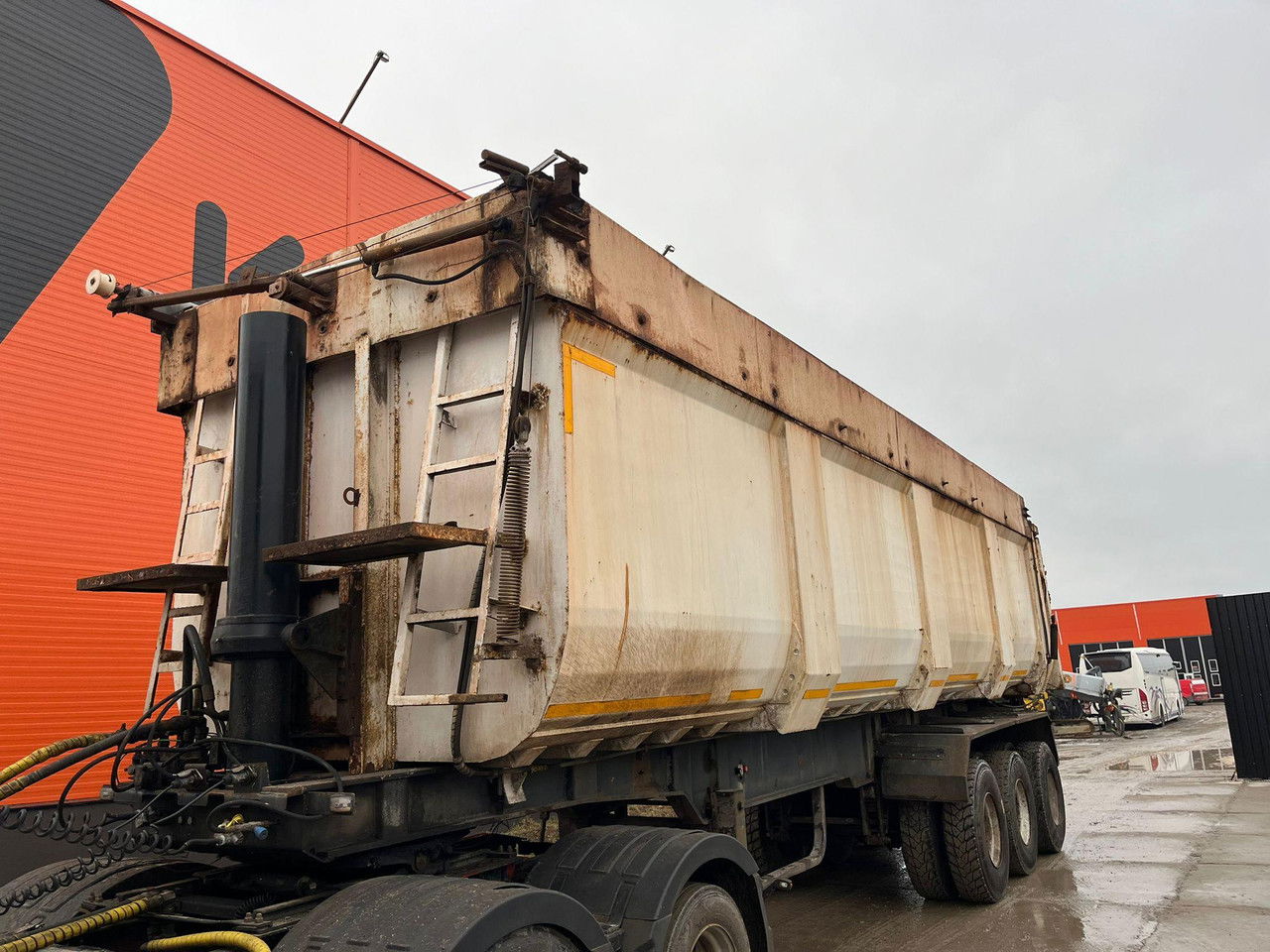 Diversen Tonar 952362 Gross Weight 68 ton / BOX L10191 mm |  полуприцеп-самосвал - TrucksNL