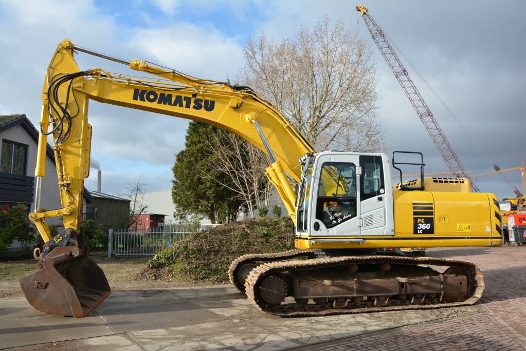 For sale: Komatsu PC 360 LC-10