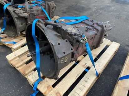 ZF 16S - 130 Manuel Gearbox for Truck Mercedes MAN Scania DAF