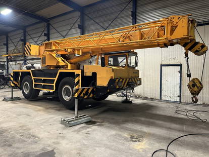 Faun RTF 30-2 - 4x4 RTF 30-2 - 4x4 + JIB - 36m - 30T - Belgian machine - Mercedes OM 366 LA engine