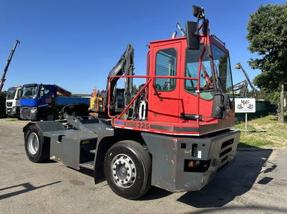 MOL YM 225 YM 225 4x2 TERMINAL TRACTOR / TERMINAL TREKKER - HUB REDUCTION AXLE / AP ACHSE - VOLVO EURO 5 - AIR SUSP -  NATO