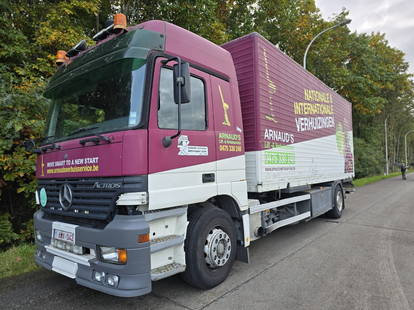 Mercedes-Benz Actros 1831